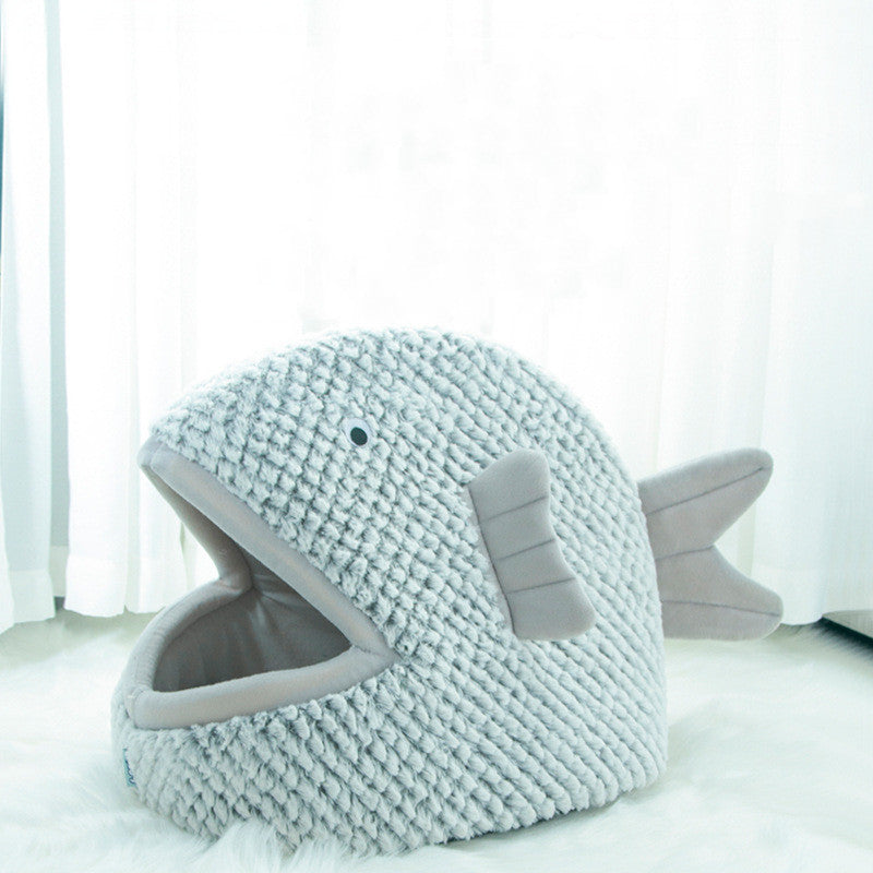 Semi-enclosed cat bed